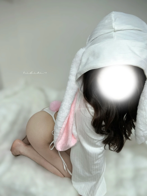 本条ひびき