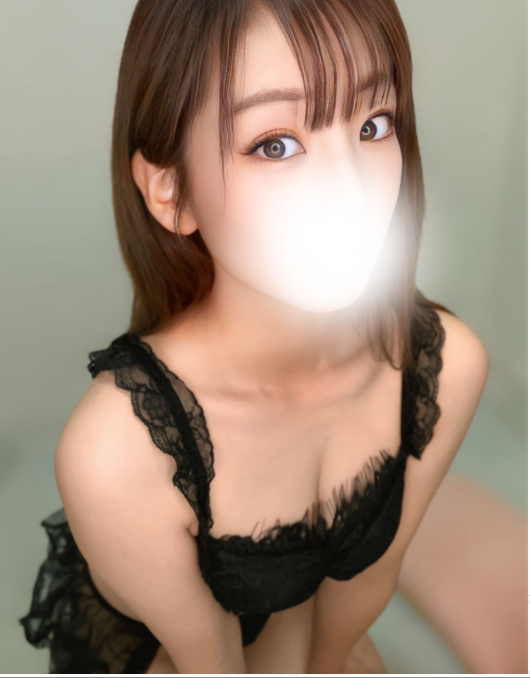 黒咲りあ